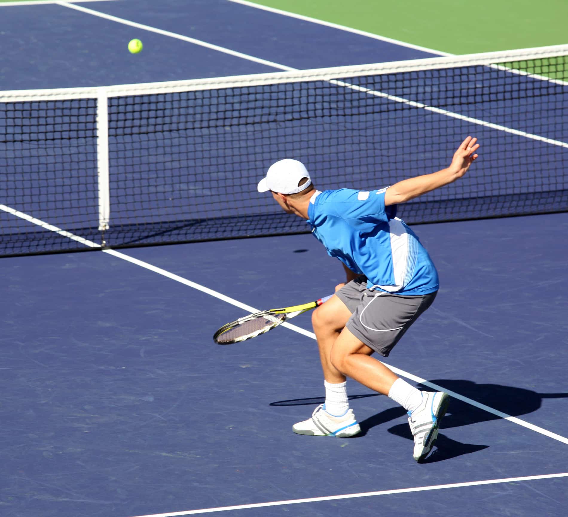 Man has healing and is able to play tennis after ozone therapy with Dr. Stavrakos in Charlotte